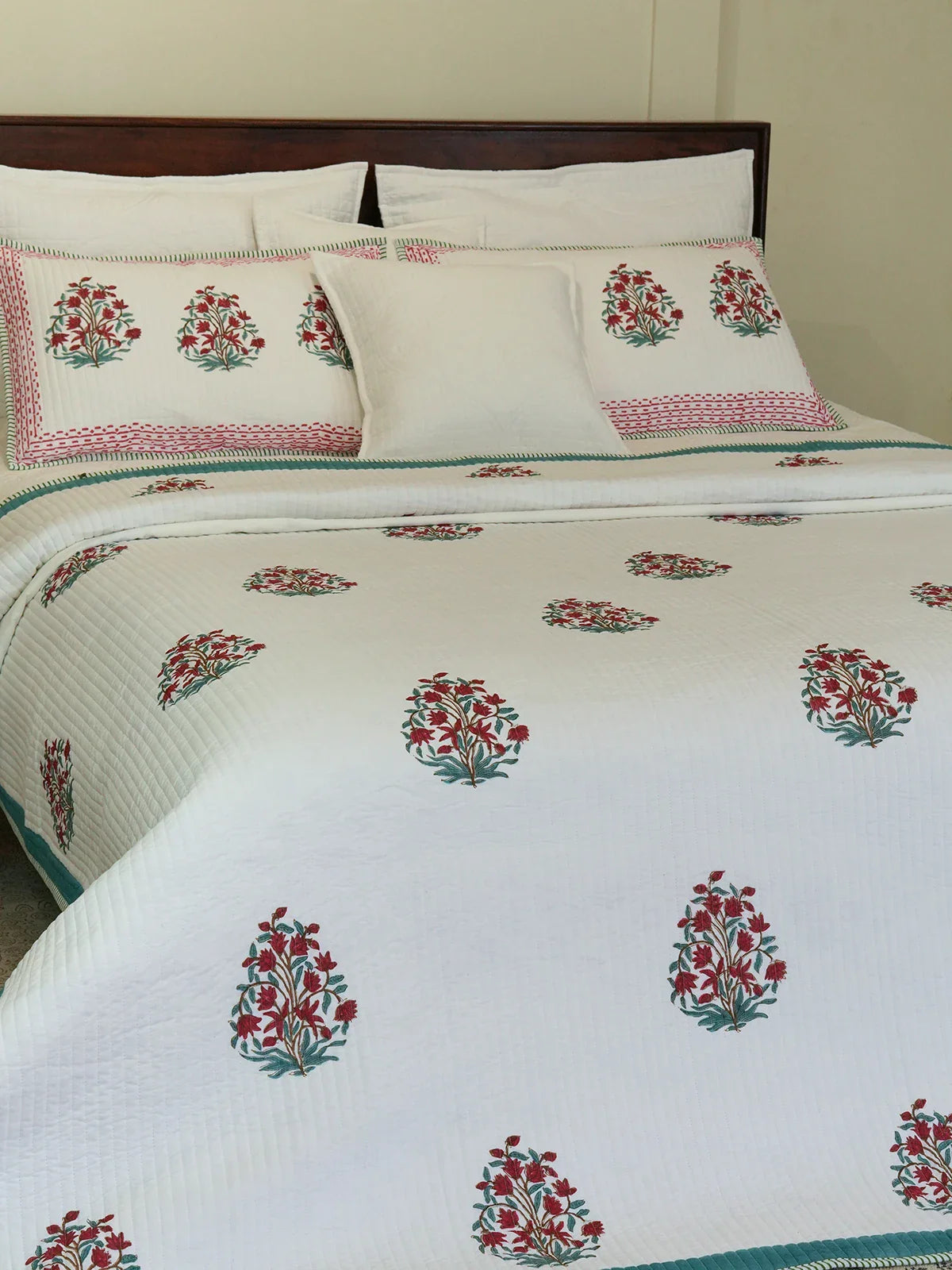 Calla Cotton Bedspread