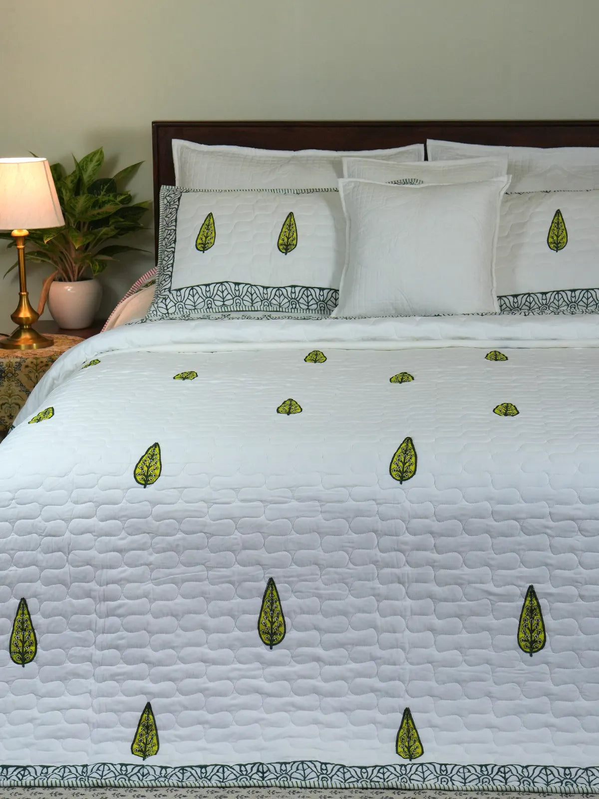 Valley Cotton Bedspread