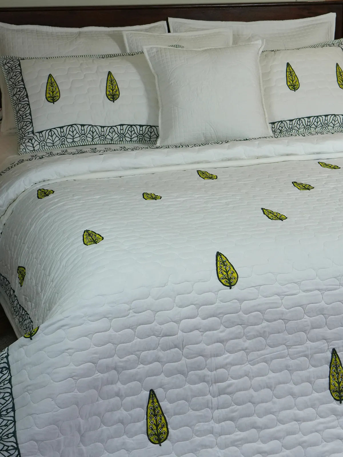 Valley Cotton Bedspread